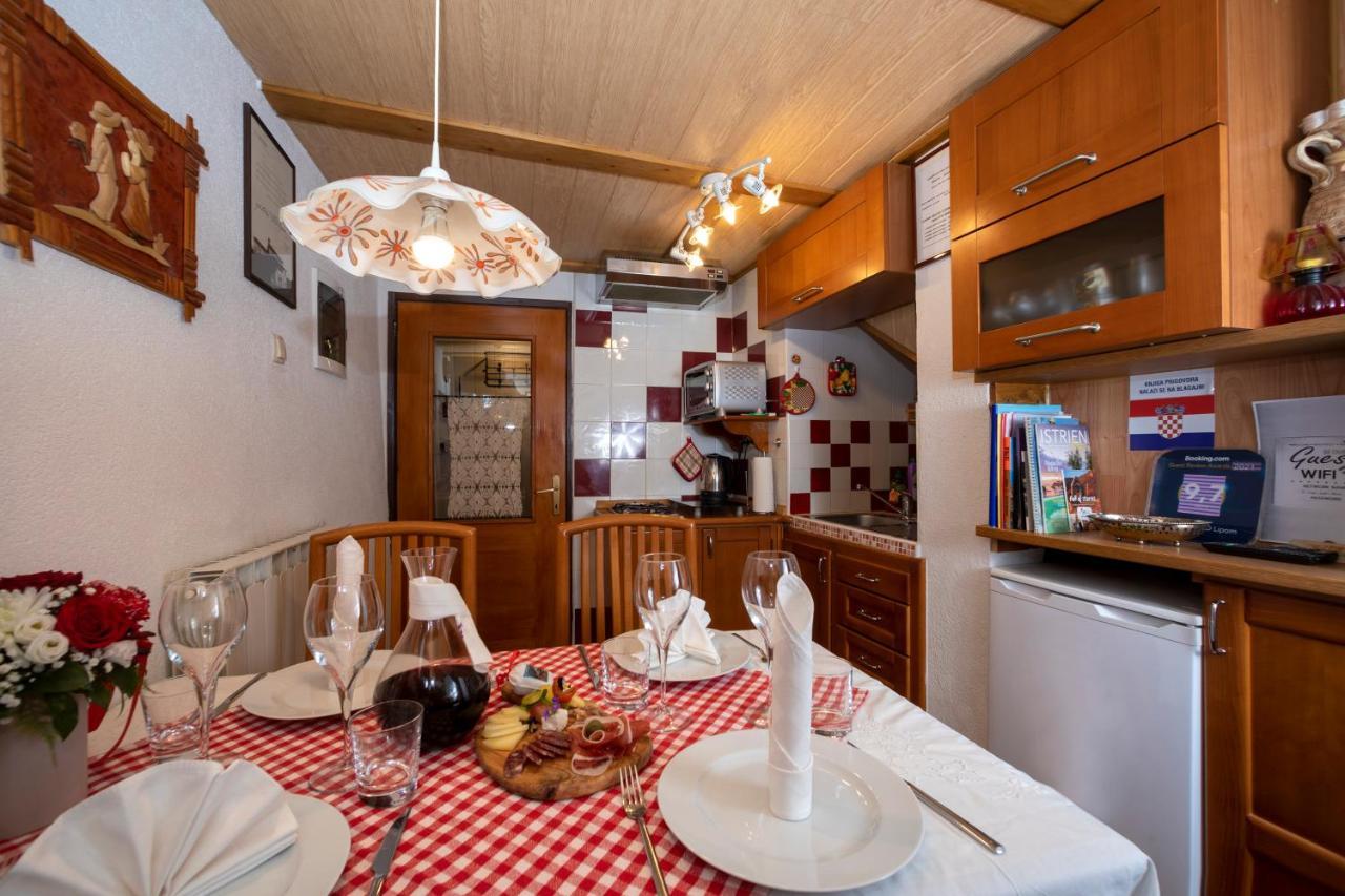 Apartment Pod Lipom Roč Extérieur photo